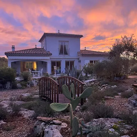 Maison De Vacances Le Jardin De Carmen Holiday home Labeaume